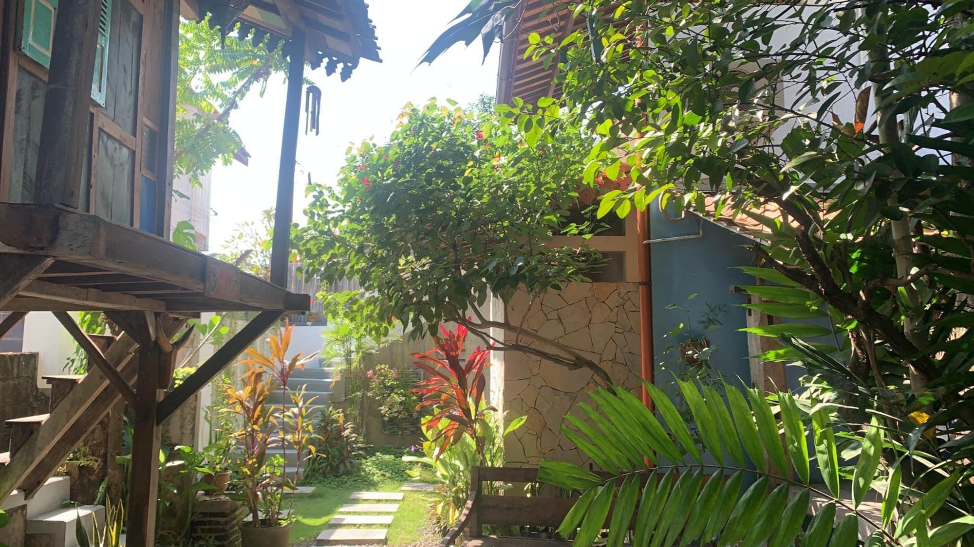 Nextdoor Homestay Jogjacarta Exterior foto